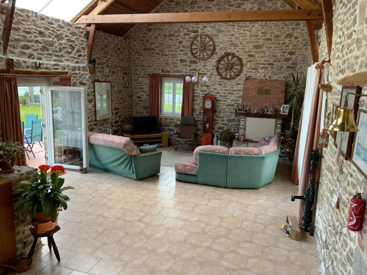 Le Bois Chef D'Ane Bed & Breakfast Collinée Dış mekan fotoğraf